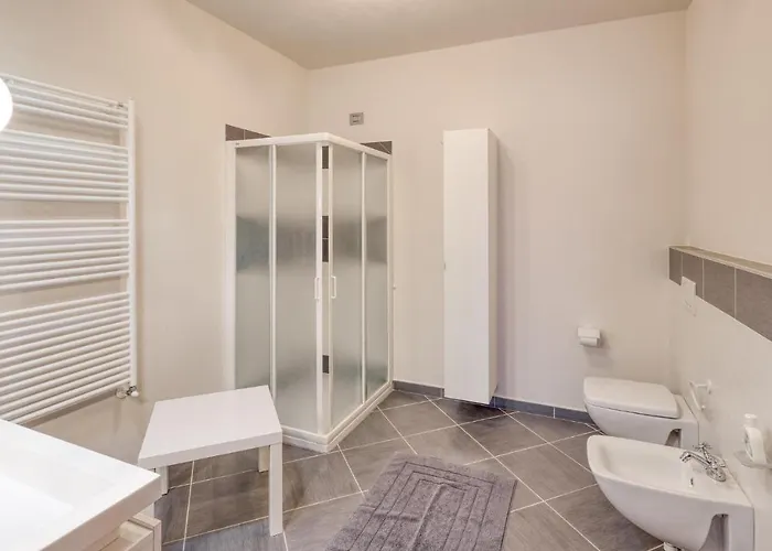 Casa Fiorita Piani (Liguria)