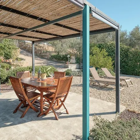 Casa Fiorita Piani (Liguria)